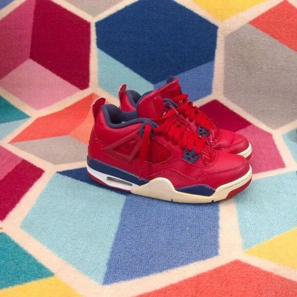 Air Jordan 4 Retro 'FIBA Size 7Y - Picture 3 of 7